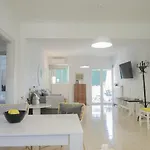شقة Beautiful Eleni 100
